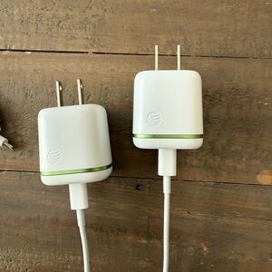 2 AT&T iPhone 13 Chargers
